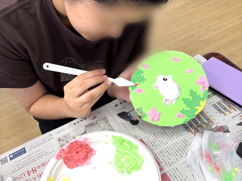 テクスチャーアートを制作する様子